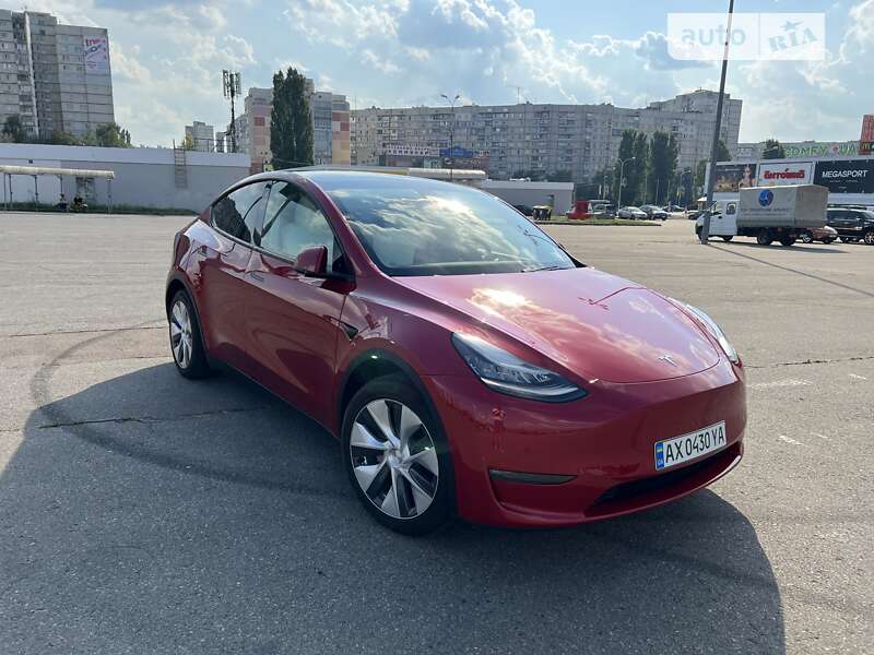 Позашляховик / Кросовер Tesla Model Y 2020 в Харкові