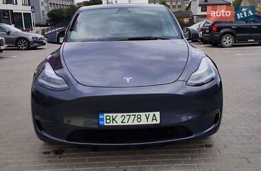 Внедорожник / Кроссовер Tesla Model Y 2021 в Ровно