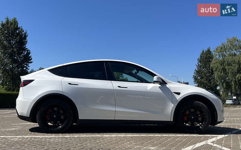 Tesla Model Y 2021 Tesla Model Y 2021