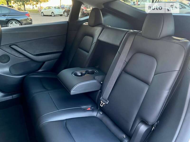 Внедорожник / Кроссовер Tesla Model Y 2022 в Одессе