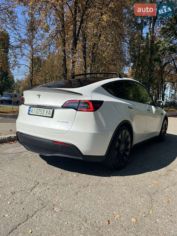 Внедорожник / Кроссовер Tesla Model Y 2022 в Киеве