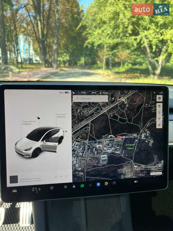 Внедорожник / Кроссовер Tesla Model Y 2022 в Киеве
