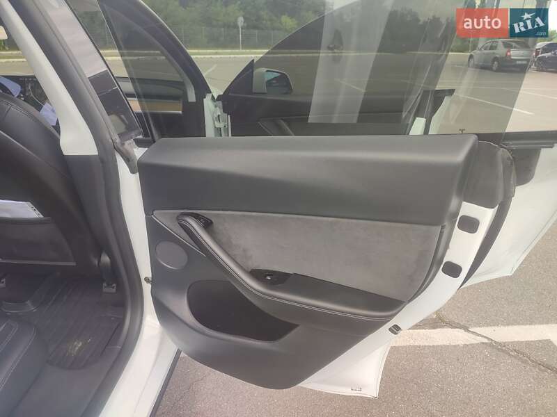 Внедорожник / Кроссовер Tesla Model Y 2020 в Запорожье фото 10 Внедорожник / Кроссовер Tesla Model Y 2020 в Запорожье