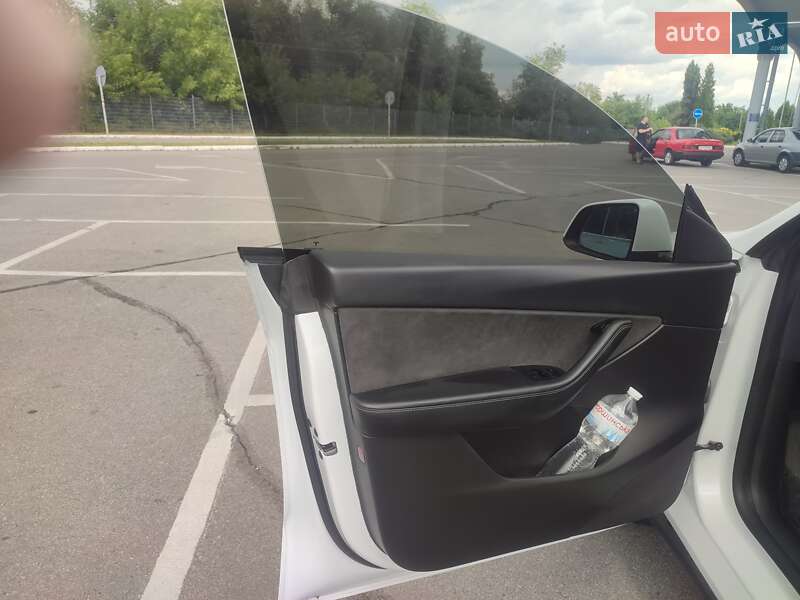 Внедорожник / Кроссовер Tesla Model Y 2020 в Запорожье фото 13 Внедорожник / Кроссовер Tesla Model Y 2020 в Запорожье