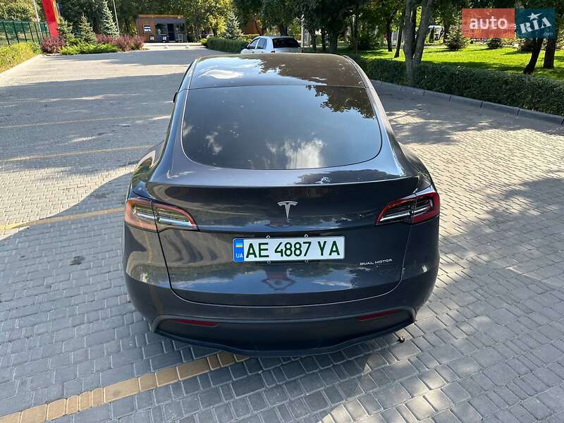 Позашляховик / Кросовер Tesla Model Y 2021 в Кам'янському