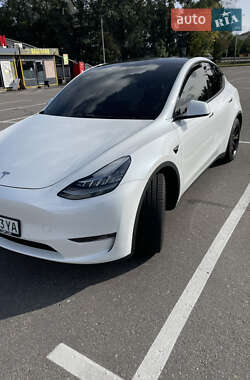 Позашляховик / Кросовер Tesla Model Y 2021 в Києві