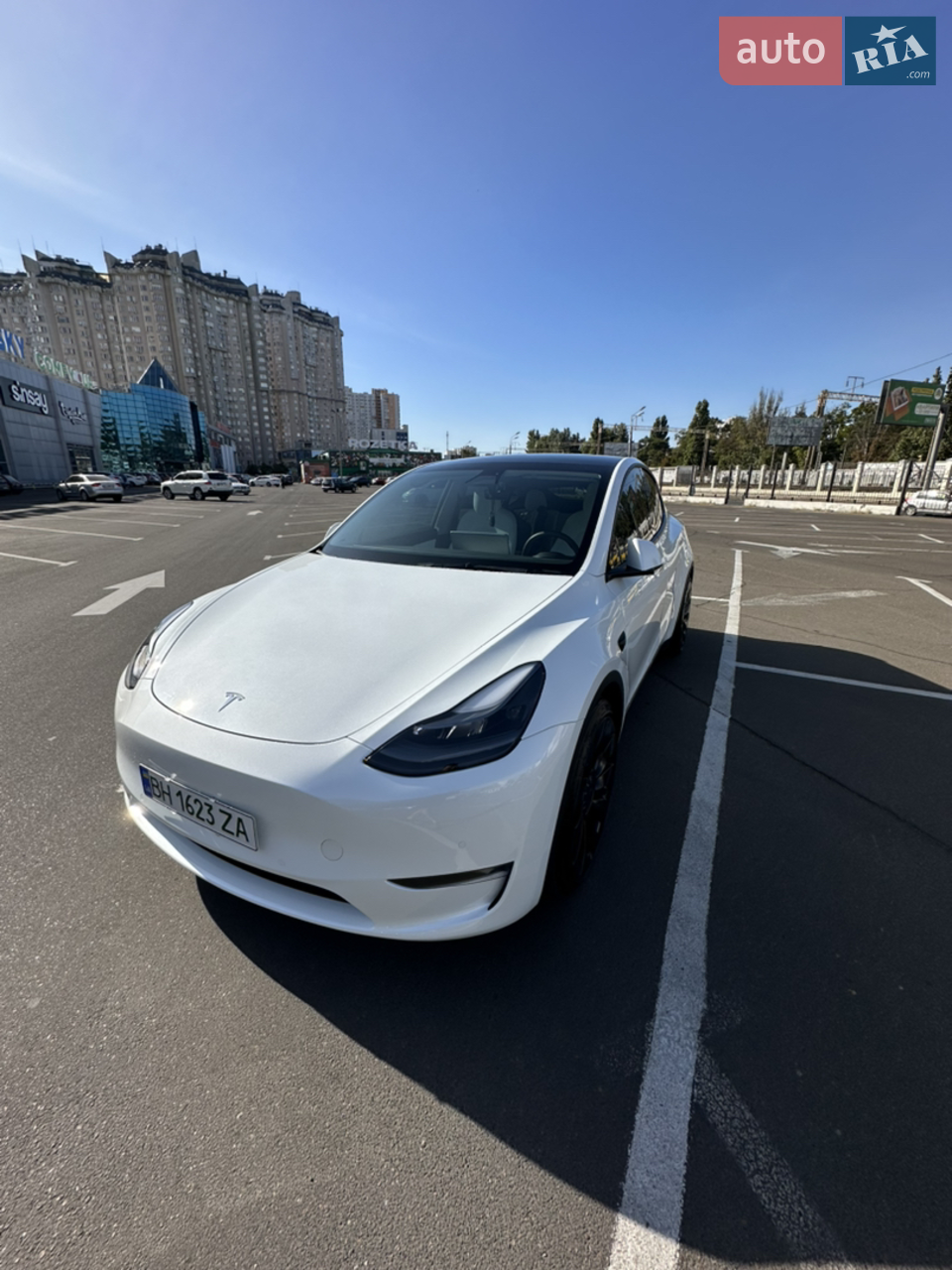 2023 Tesla Model Y - мініатюра 12