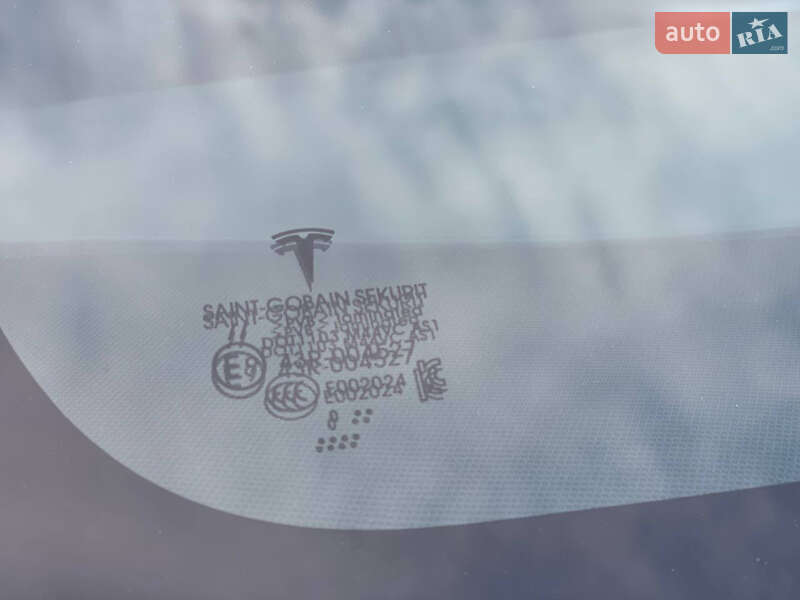 Позашляховик / Кросовер Tesla Model Y 2020 в Львові фото 33 Позашляховик / Кросовер Tesla Model Y 2020 в Львові
