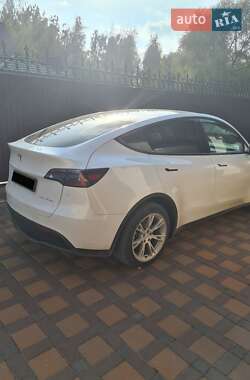Внедорожник / Кроссовер Tesla Model Y 2022 в 