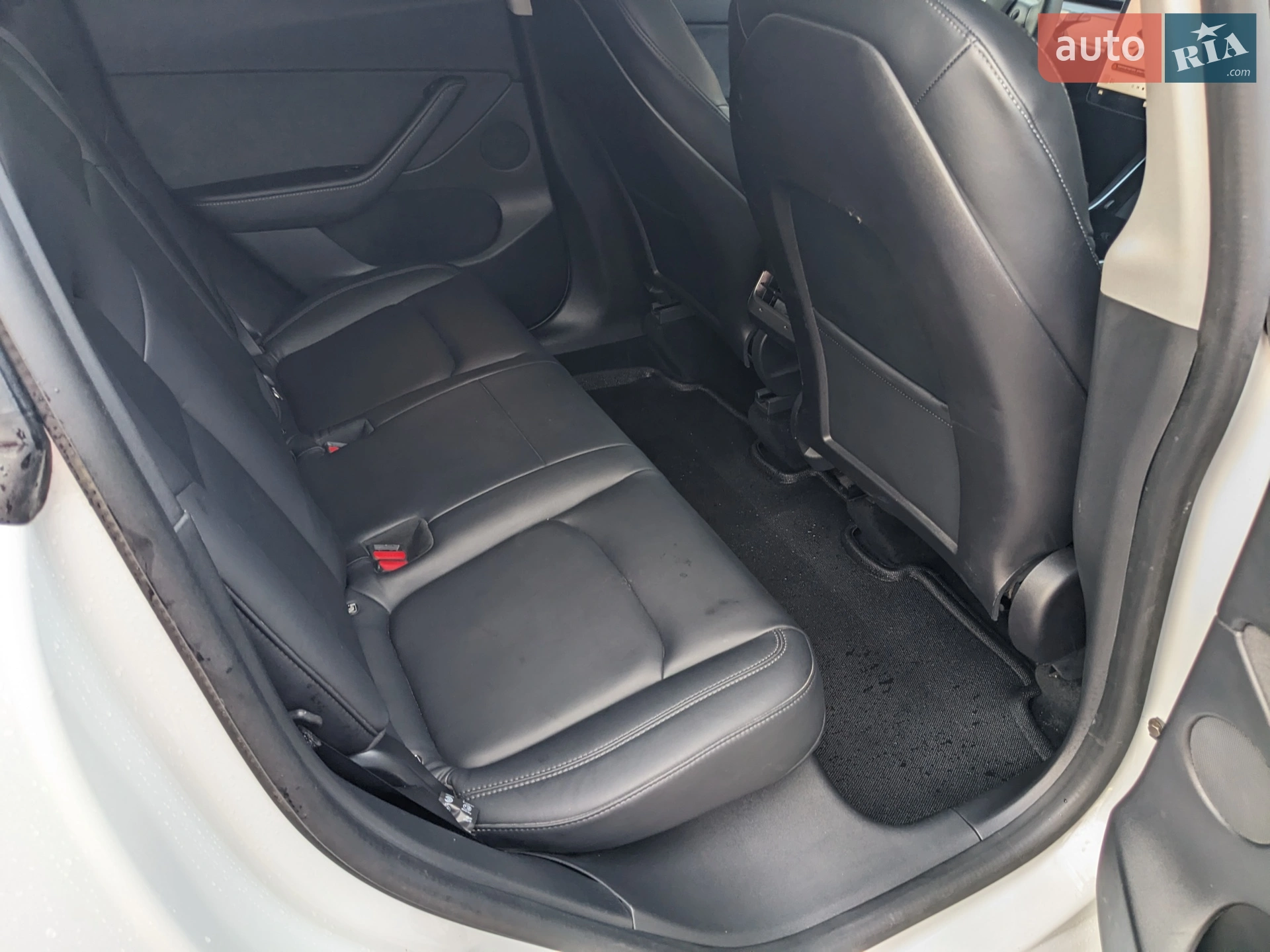 2021 Tesla Model Y - мініатюра 16
