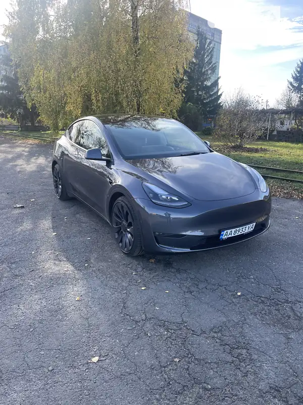 Tesla Model Y 2021