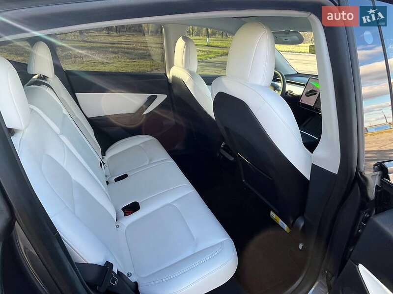 Внедорожник / Кроссовер Tesla Model Y 2022 в Каменском