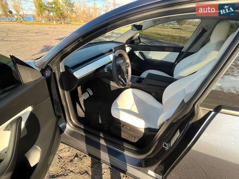 Внедорожник / Кроссовер Tesla Model Y 2022 в Каменском