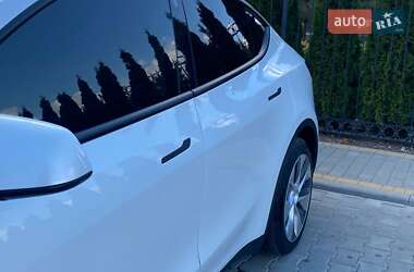 Внедорожник / Кроссовер Tesla Model Y 2022 в 