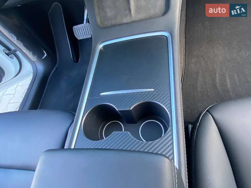 Позашляховик / Кросовер Tesla Model Y 2022 в Одесі