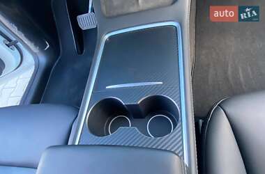 Внедорожник / Кроссовер Tesla Model Y 2022 в 
