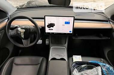Внедорожник / Кроссовер Tesla Model Y 2022 в 