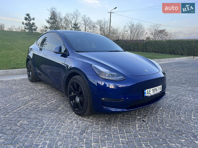 Внедорожник / Кроссовер Tesla Model Y 2022 в Днепре