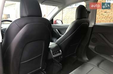 Внедорожник / Кроссовер Tesla Model Y 2021 в 
