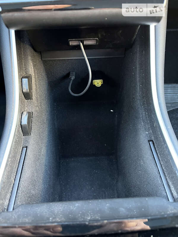 Внедорожник / Кроссовер Tesla Model Y 2020 в Харькове фото 30 Внедорожник / Кроссовер Tesla Model Y 2020 в Харькове