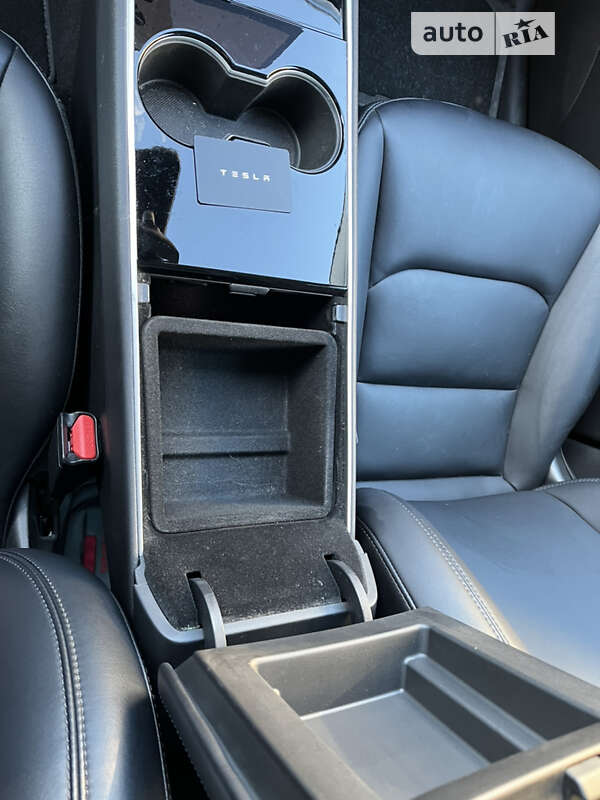 Внедорожник / Кроссовер Tesla Model Y 2020 в Харькове фото 33 Внедорожник / Кроссовер Tesla Model Y 2020 в Харькове