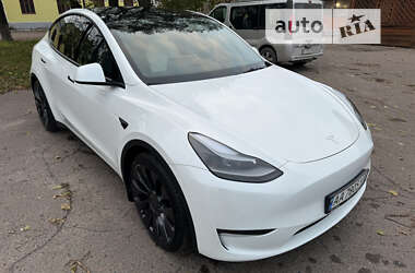 Позашляховик / Кросовер Tesla Model Y 2022 в Пирятині