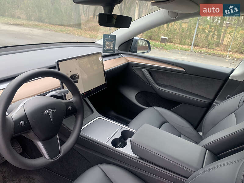 Внедорожник / Кроссовер Tesla Model Y 2022 в Самаре