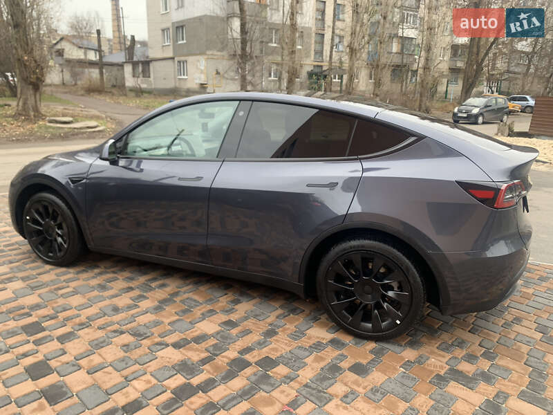 Внедорожник / Кроссовер Tesla Model Y 2022 в Самаре