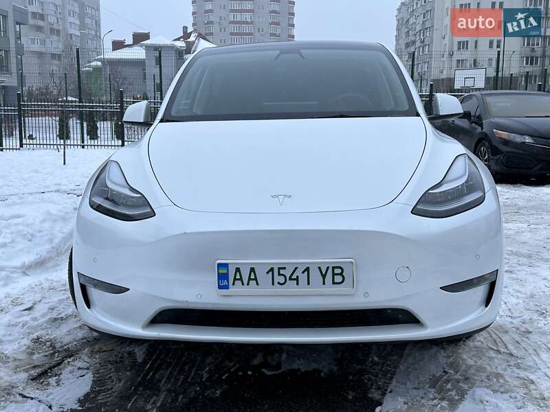 Внедорожник / Кроссовер Tesla Model Y 2022 в Киеве