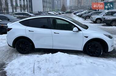 Внедорожник / Кроссовер Tesla Model Y 2022 в Киеве