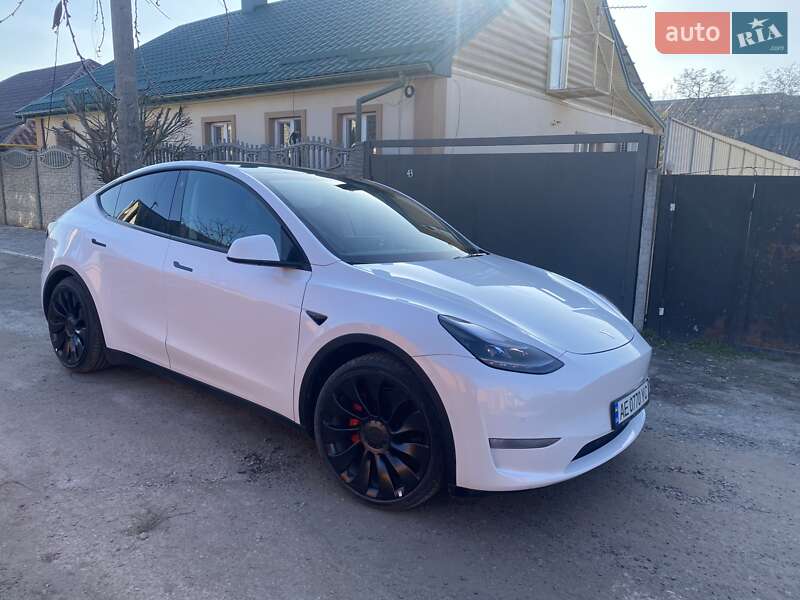 Внедорожник / Кроссовер Tesla Model Y 2022 в Днепре фото 5 Внедорожник / Кроссовер Tesla Model Y 2022 в Днепре