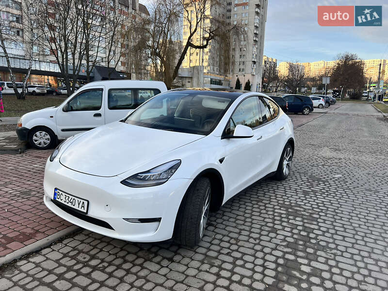 Внедорожник / Кроссовер Tesla Model Y 2022 в Львове