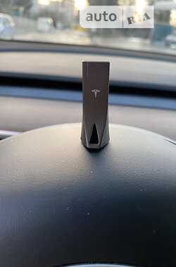 Внедорожник / Кроссовер Tesla Model Y 2022 в 