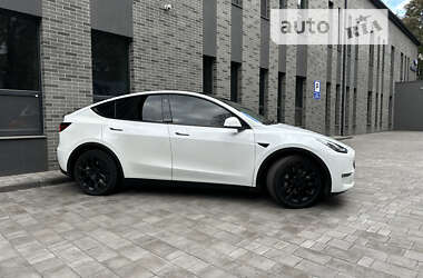 Позашляховик / Кросовер Tesla Model Y 2022 в Дніпрі