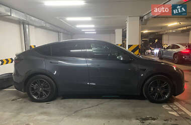 Внедорожник / Кроссовер Tesla Model Y 2021 в 