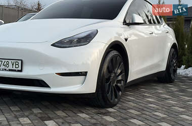 Внедорожник / Кроссовер Tesla Model Y 2022 в Киеве