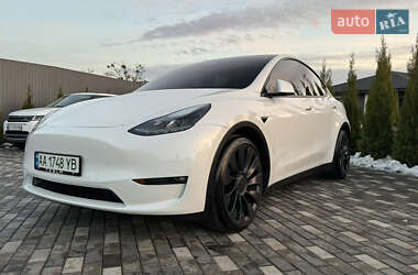 Внедорожник / Кроссовер Tesla Model Y 2022 в Киеве