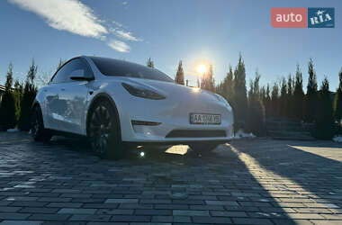 Внедорожник / Кроссовер Tesla Model Y 2022 в Киеве