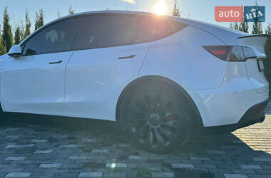 Внедорожник / Кроссовер Tesla Model Y 2022 в Киеве