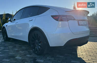 Внедорожник / Кроссовер Tesla Model Y 2022 в Киеве