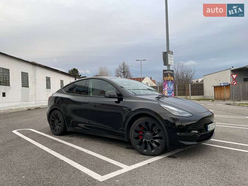 Внедорожник / Кроссовер Tesla Model Y 2022 в Николаеве