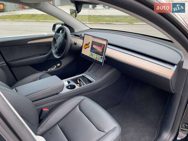 Внедорожник / Кроссовер Tesla Model Y 2022 в Николаеве