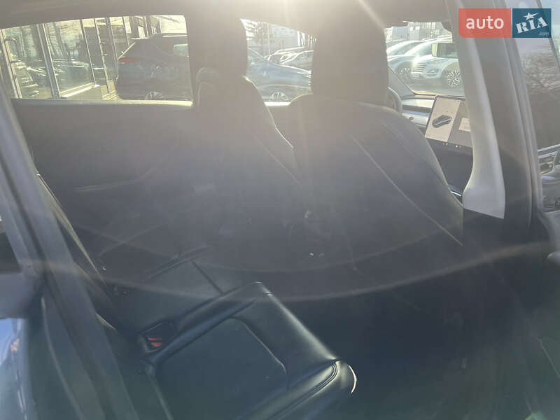 Внедорожник / Кроссовер Tesla Model Y 2023 в Тернополе