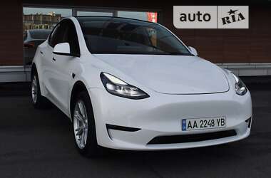 Внедорожник / Кроссовер Tesla Model Y 2023 в Киеве