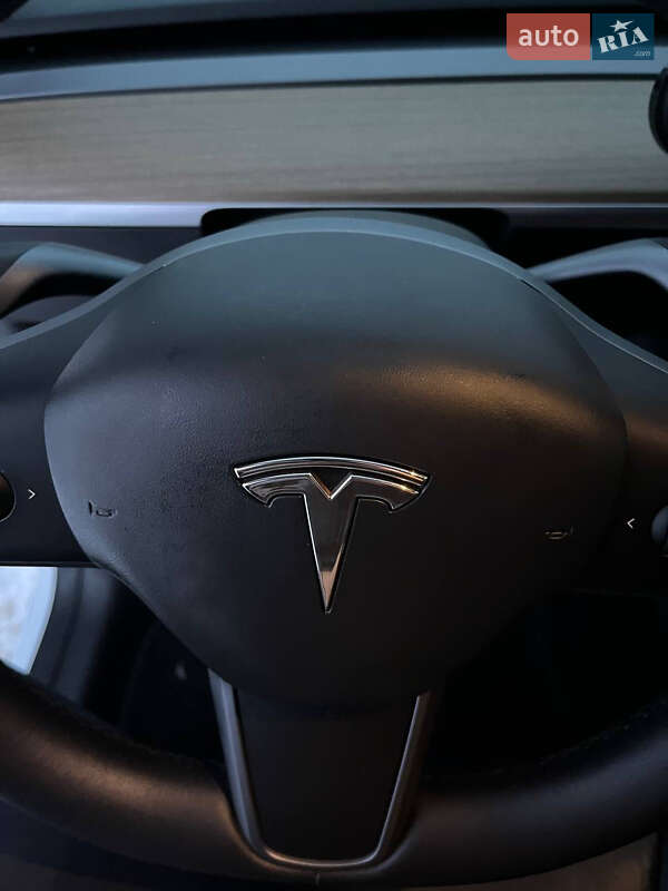 Позашляховик / Кросовер Tesla Model Y 2020 в Косові фото 20 Позашляховик / Кросовер Tesla Model Y 2020 в Косові