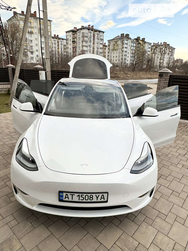 Внедорожник / Кроссовер Tesla Model Y 2023 в Ивано-Франковске фото 39 Внедорожник / Кроссовер Tesla Model Y 2023 в Ивано-Франковске