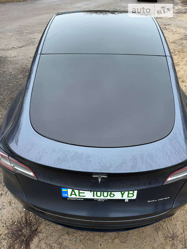 Позашляховик / Кросовер Tesla Model Y 2021 в Дніпрі