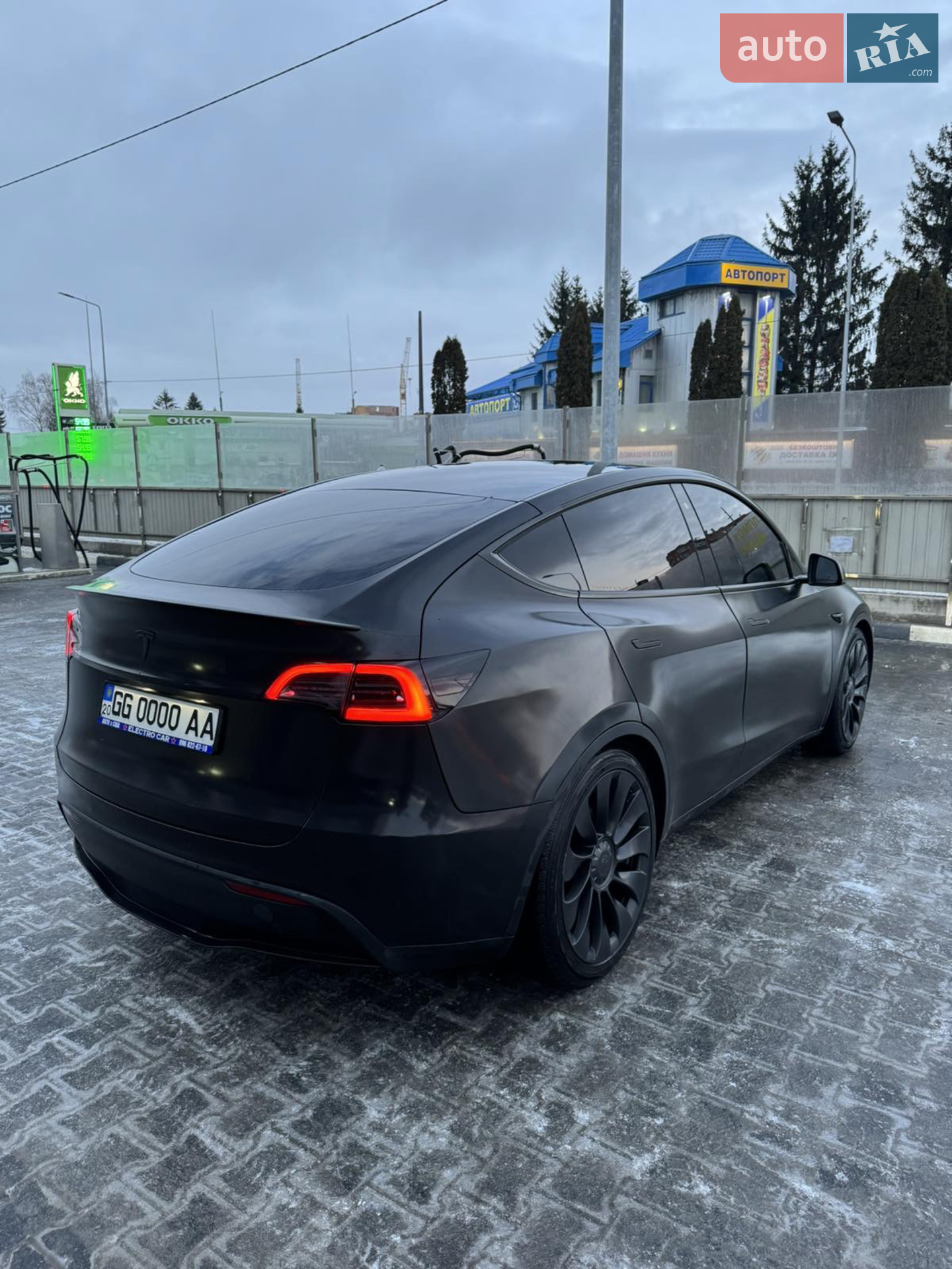 2020 Tesla Model Y - мініатюра 11