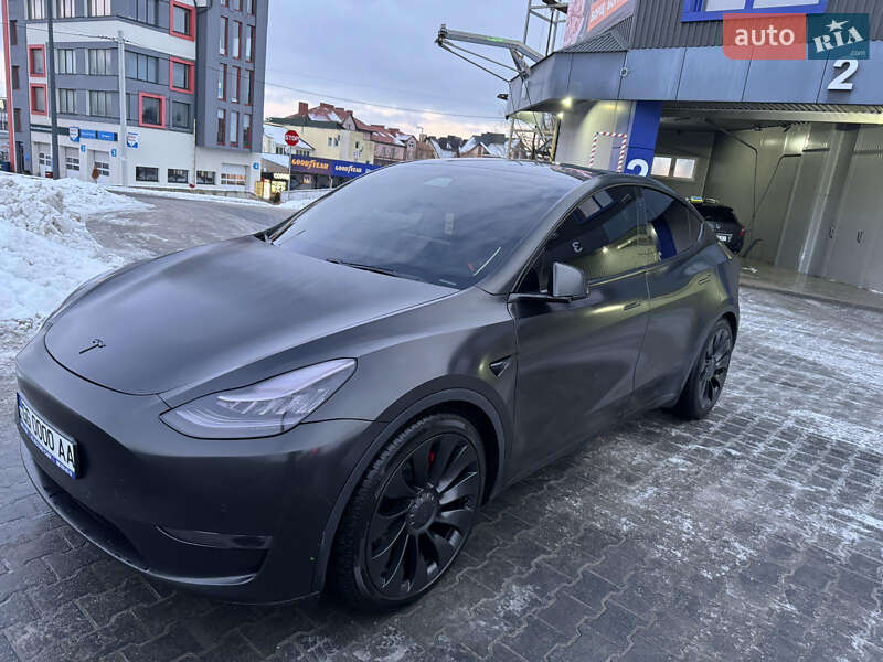 Позашляховик / Кросовер Tesla Model Y 2020 в Тернополі
