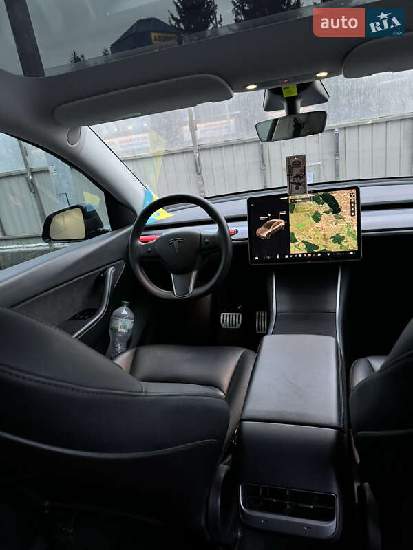 Позашляховик / Кросовер Tesla Model Y 2020 в Тернополі